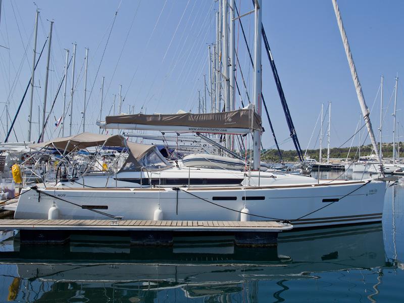 Book yachts online - sailboat - Sun Odyssey 409 Performance - STELLINA II - rent