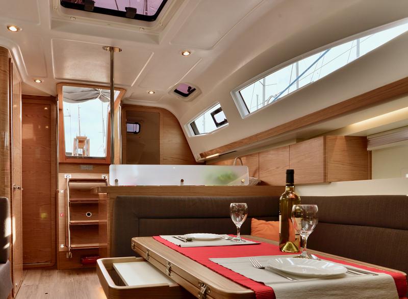 Book yachts online - sailboat - Elan 40 Impression - THOR - rent
