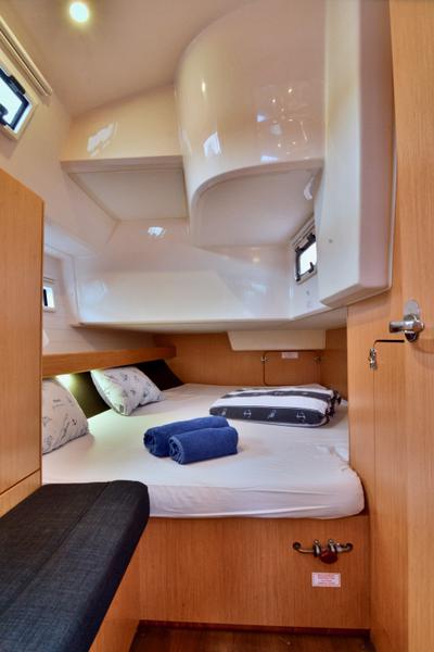 Book yachts online - sailboat - Bavaria 41 Cruiser - STELLA - rent