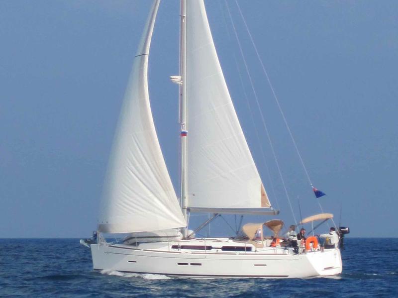 Book yachts online - sailboat - Dufour 405 - Tesla - rent