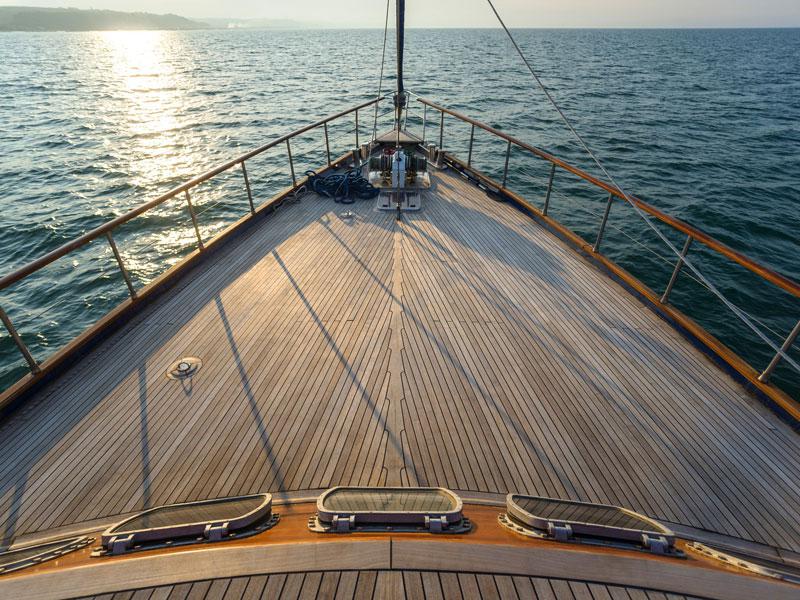 Book yachts online - other - Motor sailer - Lady Q - rent