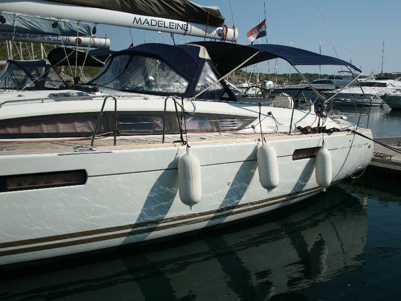 Book yachts online - sailboat - Jeanneau 53 - Madeleine - rent