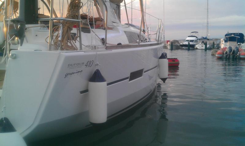 Book yachts online - sailboat - Dufour 410 Grand Large 8 - Geronimo - rent