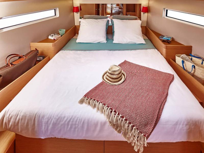 Book yachts online - sailboat - Sun Odyssey 440 - Diana - rent
