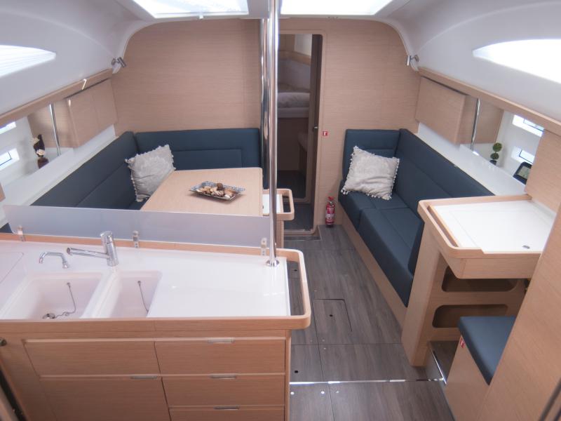 Book yachts online - sailboat - Elan Impression 45 - Helen - rent