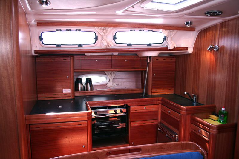 Book yachts online - sailboat - Bavaria 46 C - MH 19 - rent