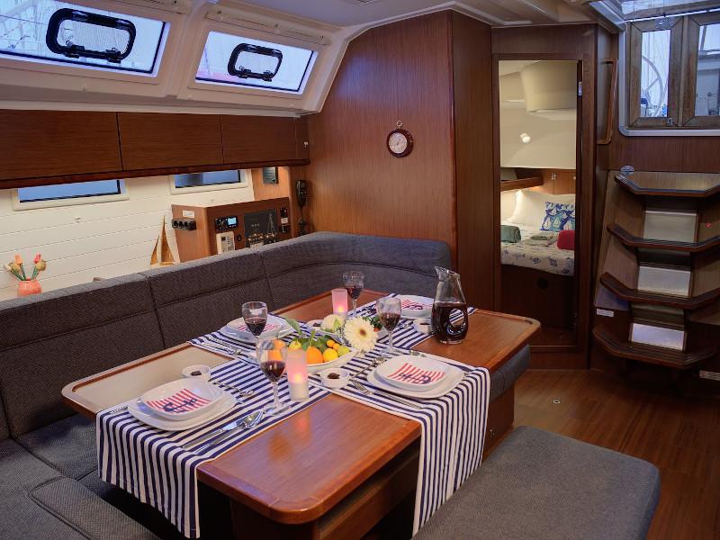 Book yachts online - sailboat - Bavaria Cruiser 46 Style - MARLIN - rent