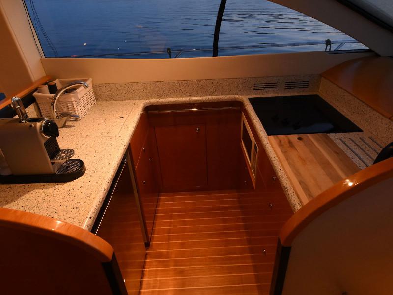 Book yachts online - motorboat - Phantom 50 - Gecko - rent