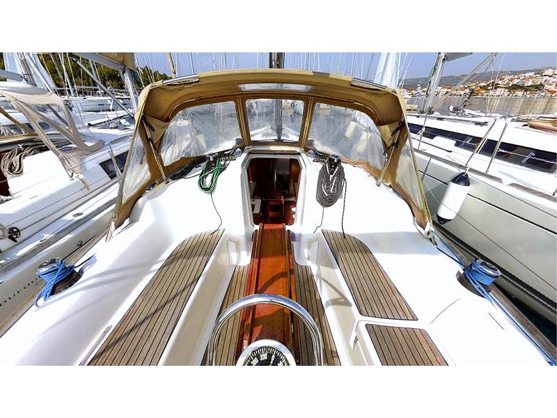 Book yachts online - sailboat - Dufour 325 Grand Large - Alma R  - rent
