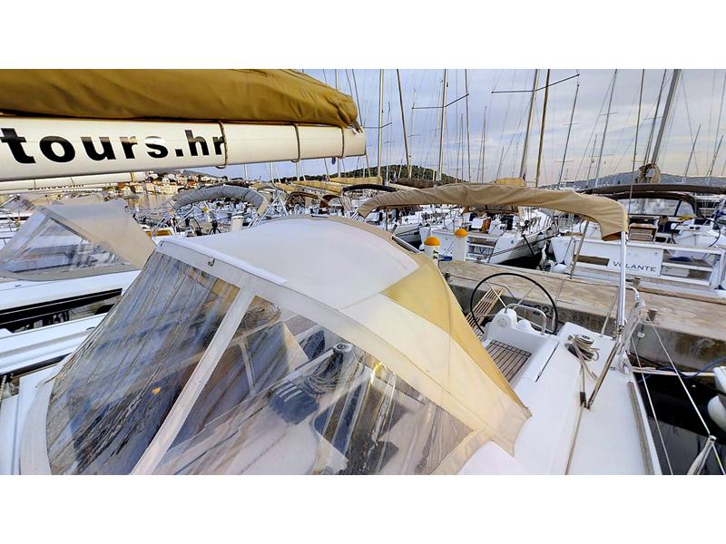 Book yachts online - sailboat - Dufour 410 Grand Large - Mila - rent