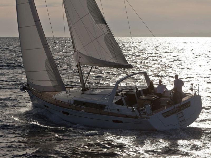 Book yachts online - sailboat - Oceanis 45 - Luna Piena - rent