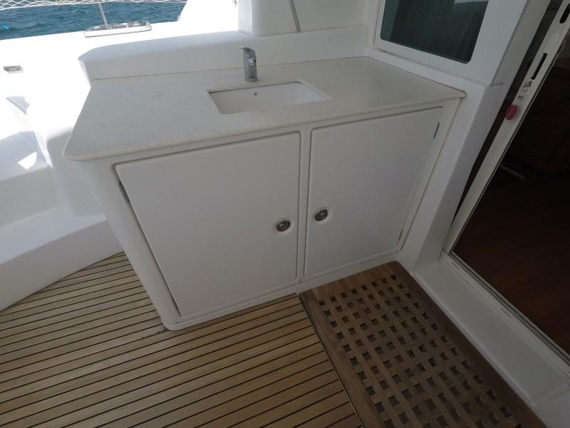 Book yachts online - catamaran - Lagoon 440 - Coco Jumbo (Solar panel) - rent