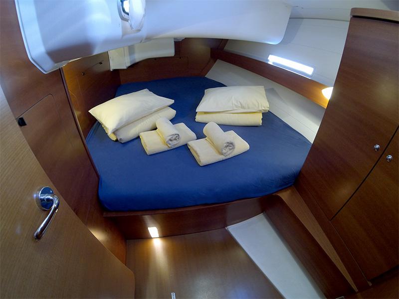 Book yachts online - sailboat - Dufour 445 GL - Secret life - BT - rent