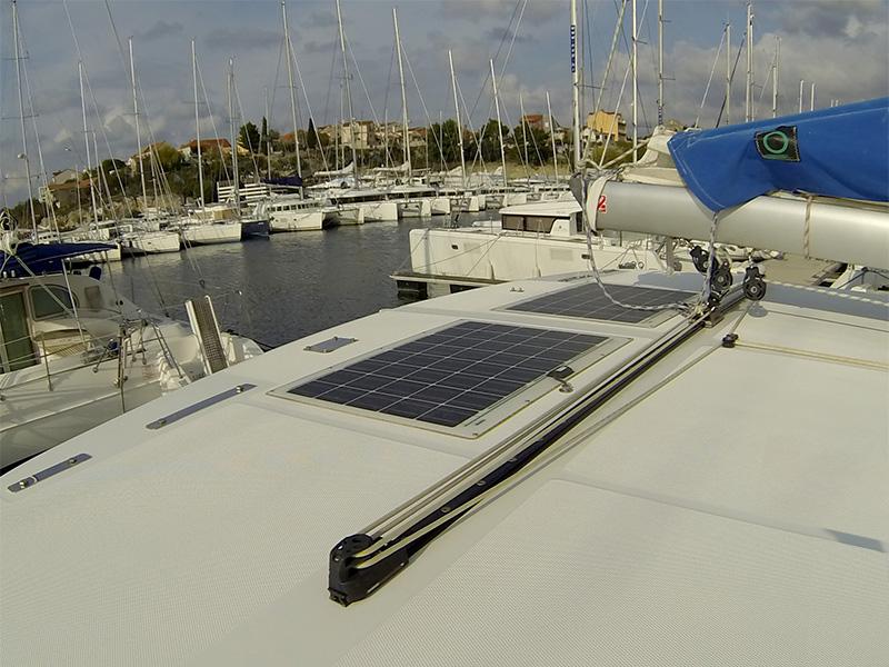 Book yachts online - catamaran - Leopard 38 - Adamus (Solar panel) - rent