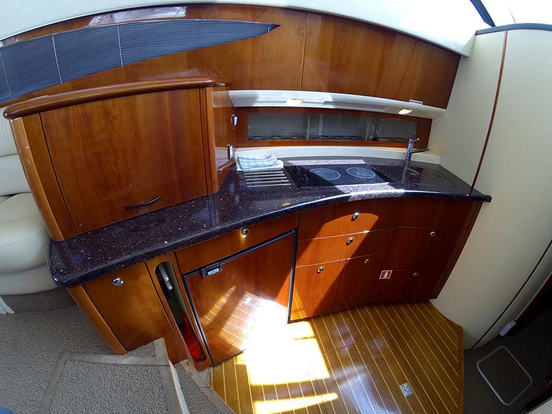 Book yachts online - motorboat - Fairline Phantom 40 - Fair Play (Jet ski - option with extra charge) - rent