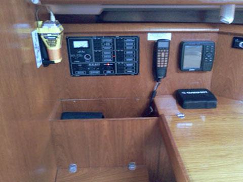 Book yachts online - sailboat - Sun Odyssey 37 - Lina - rent
