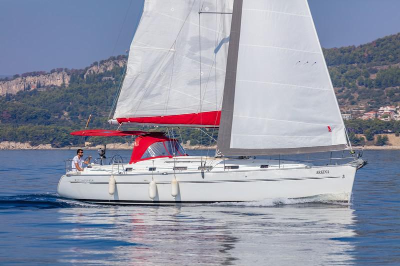 Book yachts online - sailboat - Beneteau Cyclades 43.3 - ARKINA - rent