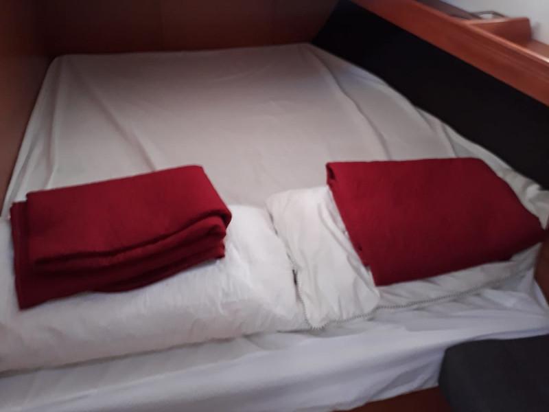 Book yachts online - sailboat - Bavaria Cruiser 46 - Baarìa - rent