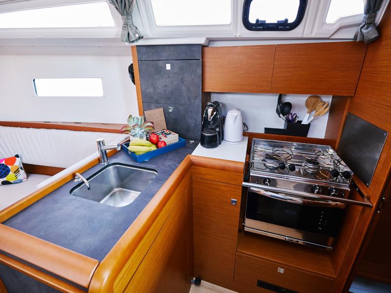 Book yachts online - sailboat - Sun Odyssey 349 - Manilo - rent