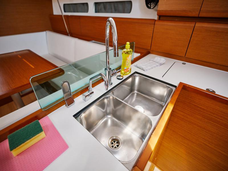 Book yachts online - sailboat - Sun Odyssey 449 - Marica - rent