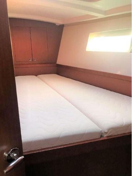 Book yachts online - sailboat - Oceanis 45 - MARINA - rent