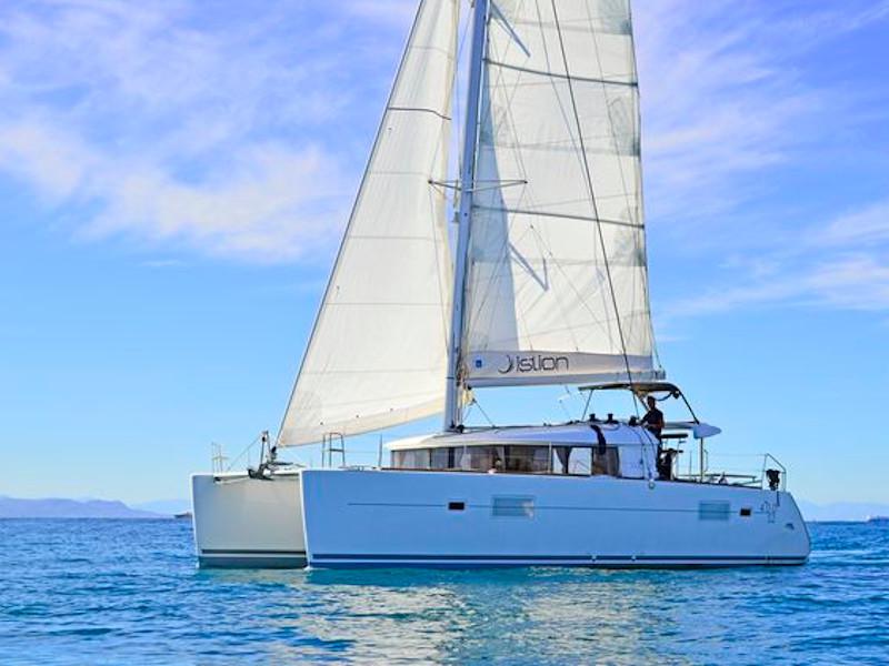 Book yachts online - catamaran - Lagoon 400S2 - GETAWAY - rent