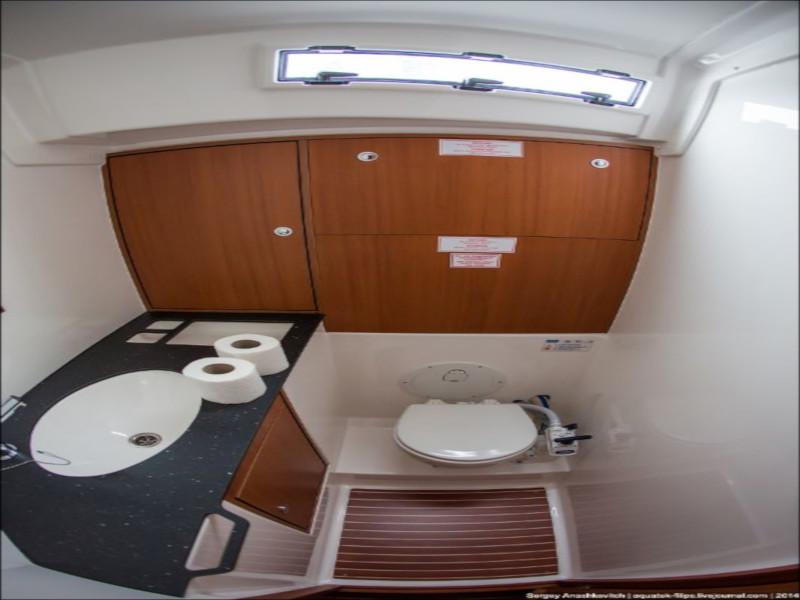 Book yachts online - sailboat - Bavaria Cruiser 45 - Šilo - rent