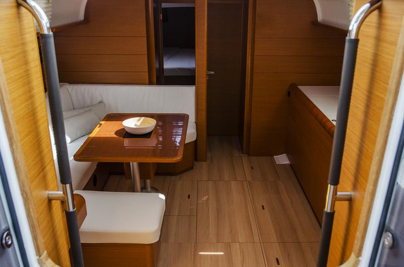 Book yachts online - sailboat - Sun Odyssey 479 - Pacific Gold - rent