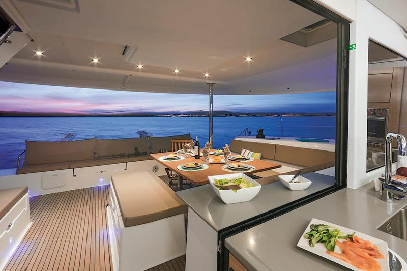 Book yachts online - catamaran - Saba 50 - Tiziano - rent