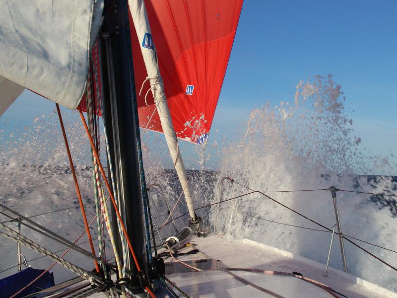 Book yachts online - sailboat - Pogo 30 - RIA ÉA  - rent