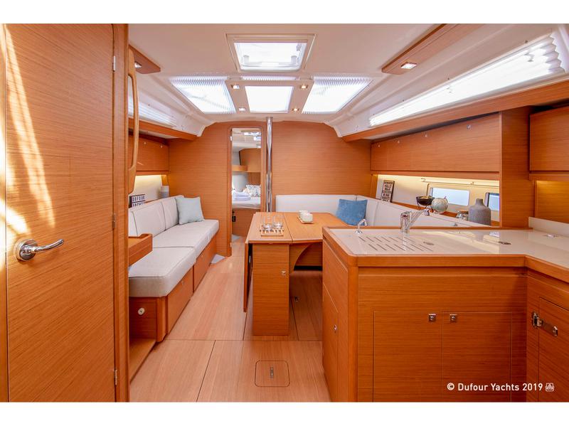 Book yachts online - sailboat - Dufour 390 Grand Large - Alati - rent