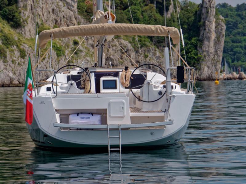Book yachts online - sailboat - Dufour 412 Grand Large - ALTAIR - rent