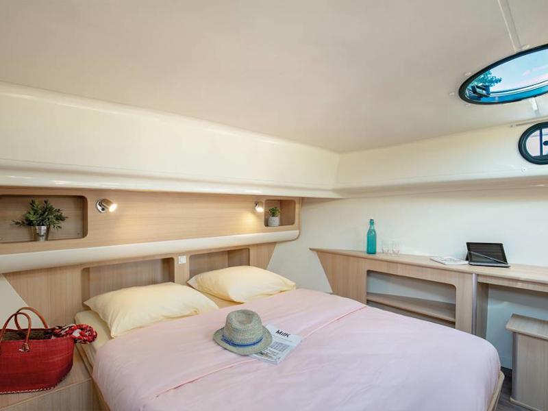 Book yachts online - motorboat - Sixto Fly C - Mirepeisset - rent