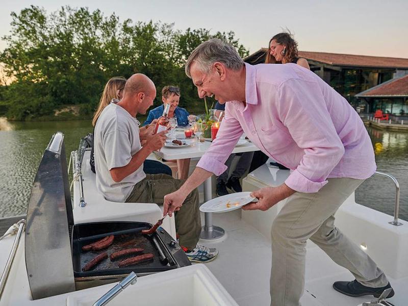 Book yachts online - motorboat - Sixto Fly C - Mirepeisset - rent