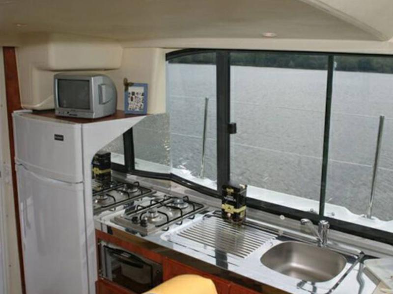 Book yachts online - motorboat - Estivale Duo - MONTLAUR FR - rent