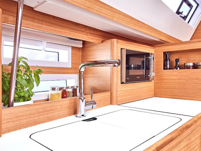Book yachts online - sailboat - Elan Impression 45.1 - Sax III - rent