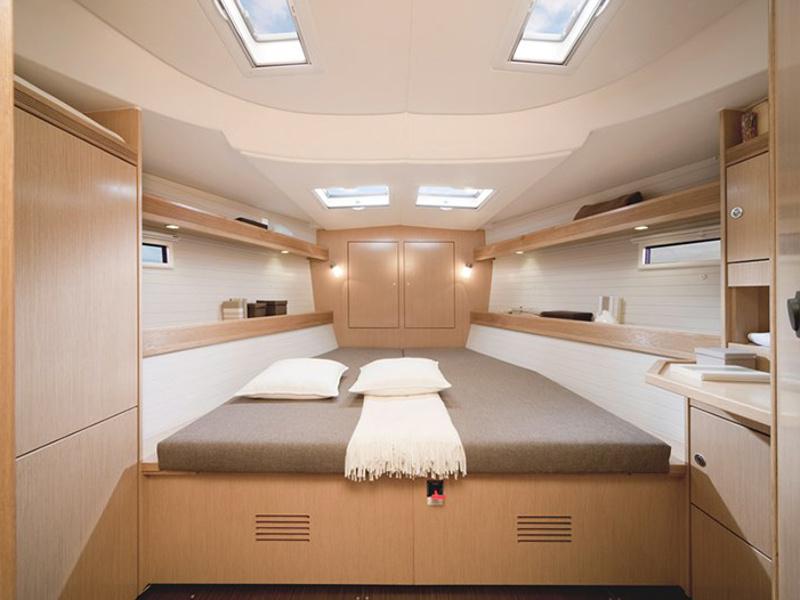 Book yachts online - sailboat - Bavaria 45 Cruiser - no name - rent