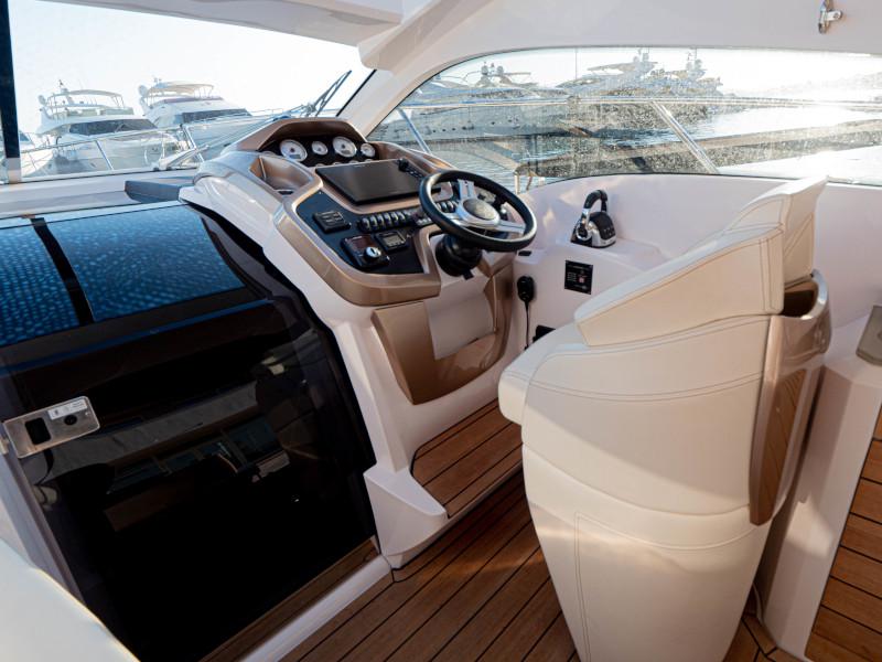 Book yachts online - motorboat - Sessa C35 - Jupika - rent