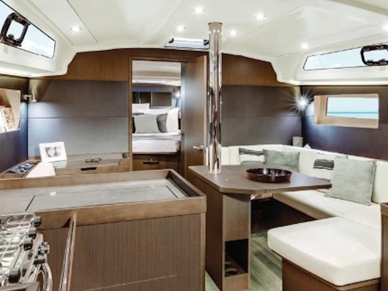 Book yachts online - sailboat - Oceanis 41.1 - THE SALT SHAKER - rent