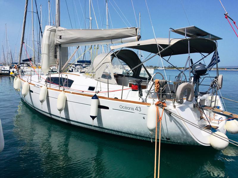 Book yachts online - sailboat - Oceanis 43 - Beauty L | Electric Toilets | Solar Panels - rent