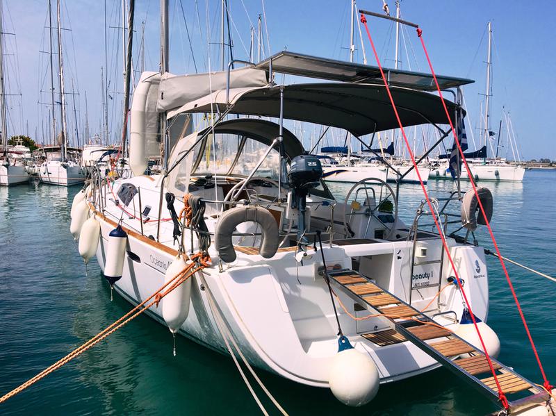 Book yachts online - sailboat - Oceanis 43 - Beauty L | Electric Toilets | Solar Panels - rent