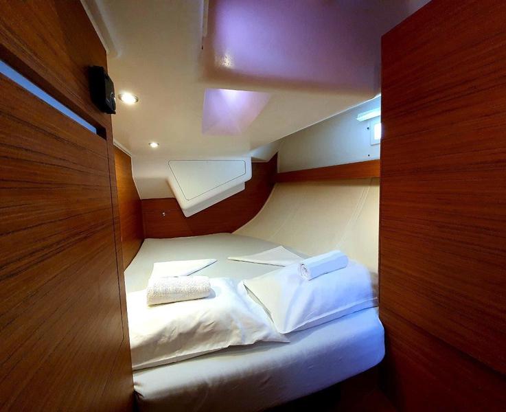 Book yachts online - sailboat - Elan 50 Impression - SUZY - rent