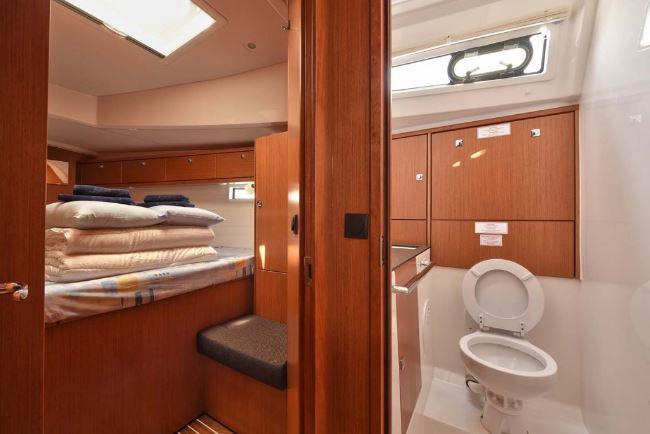 Book yachts online - sailboat - Bavaria 46 Cruiser - SR VI  - rent