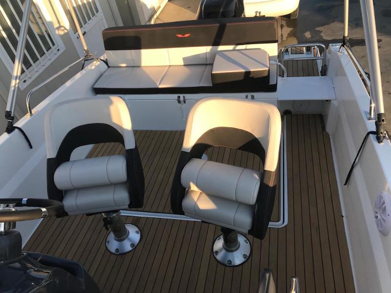 Book yachts online - motorboat - Beneteau Flyer 660 Sundeck - Ante - rent