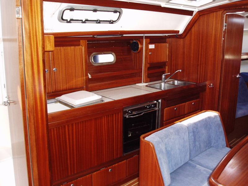 Book yachts online - sailboat - Bavaria 40 - Conny - rent