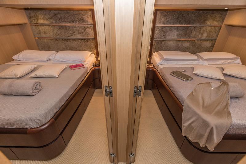 Book yachts online - motorboat - Maiora 20S - HOPE I  - rent