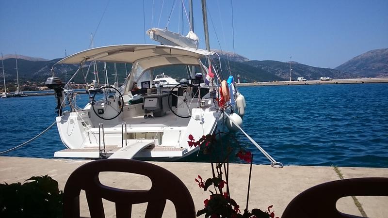 Book yachts online - sailboat - Beneteau Oceanis 45 - Maverick - rent