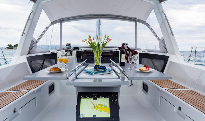 Book yachts online - sailboat - Beneteau Oceanis 45 - Maverick - rent
