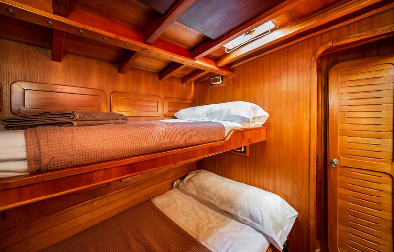 Book yachts online - sailboat - Moschini Sorrento Vagabundo 53 - Pepolo - Moschini Sorrento Vagabundo 53 - rent