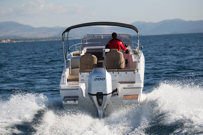 Book yachts online - motorboat - Atlantic Marine Sun Cruiser 690 - Nana - rent